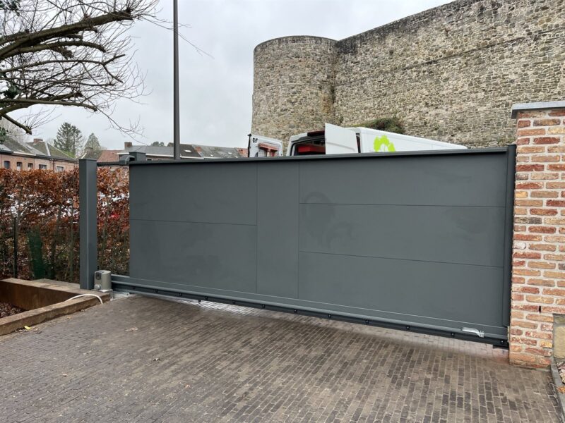 Portail Esus - Coulissant autoportant