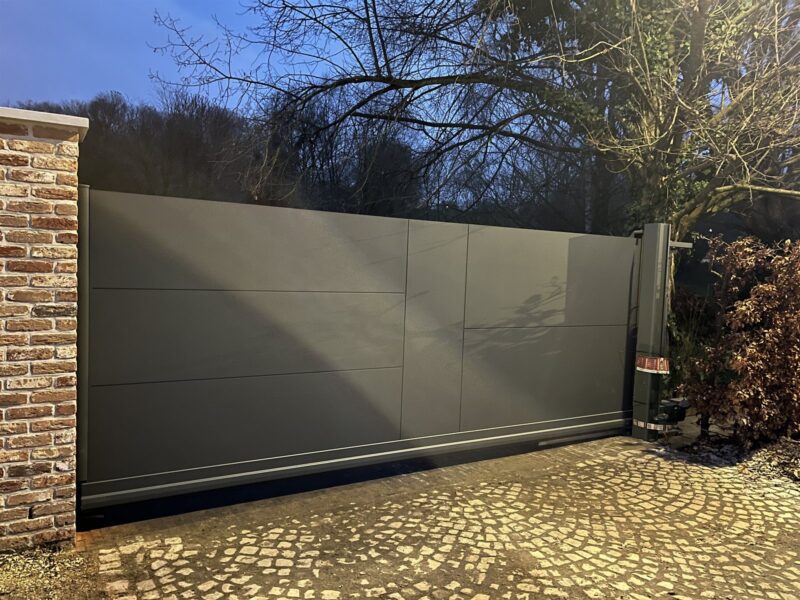 Portail Esus - Detail